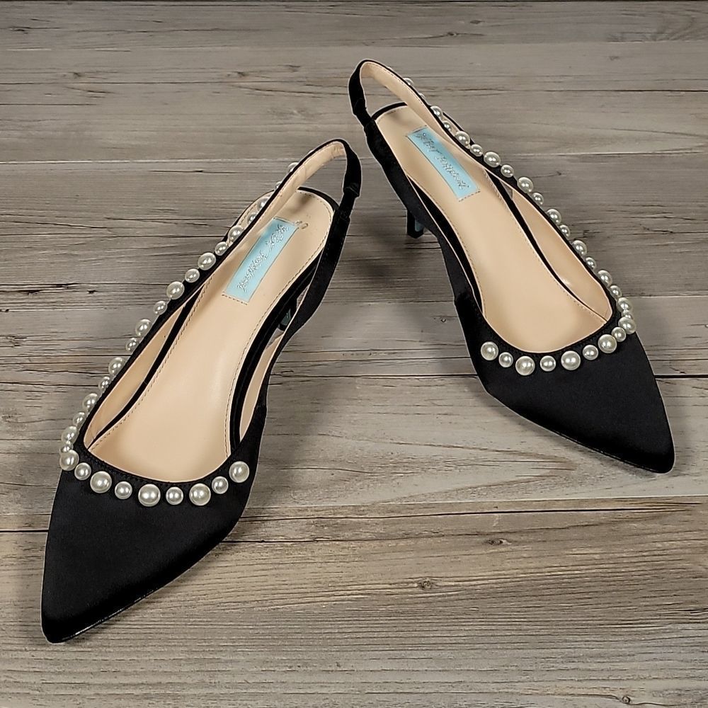 NWOB Blue by Betsey Johnson Isa Pump Sz 11M